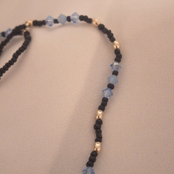 Artisan Beaded White Howlite Spikes Blue Crystal Necklace - Picture 4 of 4